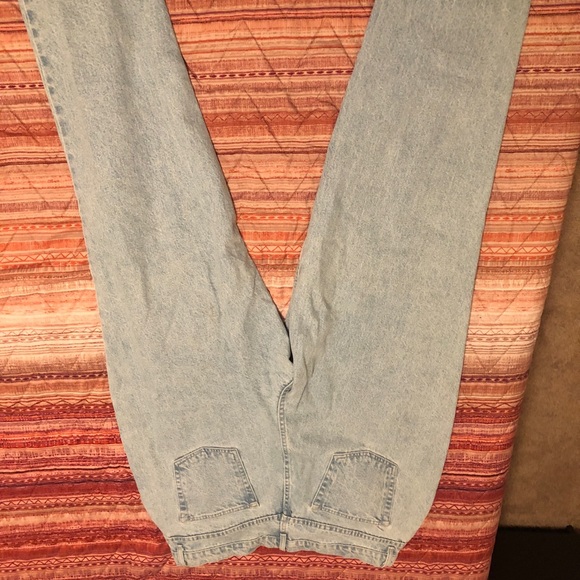 Faded Glory Women’s Relax Fit Mom Jeans - Picture 6 of 10